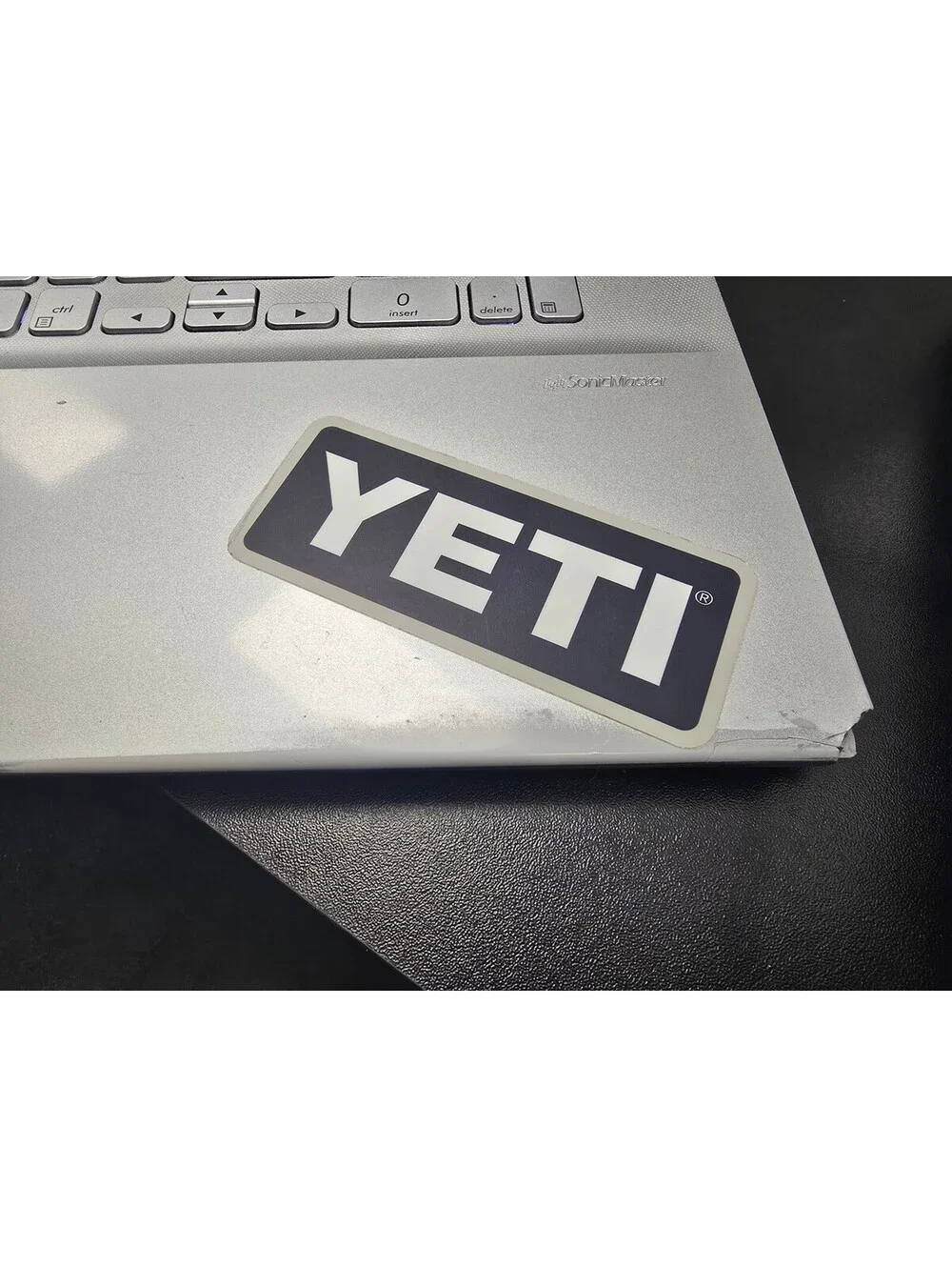 ASUS VivoBook 17 X712JA 17.3